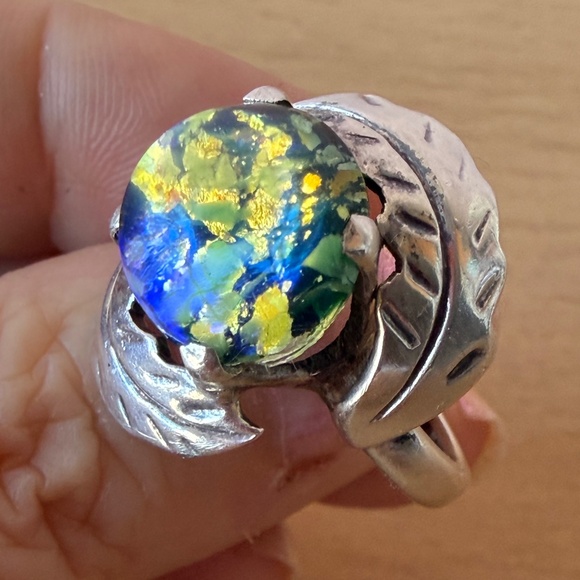 VINTAGE LARGE CABOCHON DICHROIC GLASS RING 925 STERLING MEXICO ARTISAN STAMP